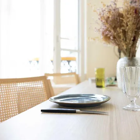 Apartament Modern Studio-2p - Belleville Paryż